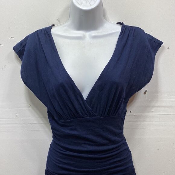Velvet by Graham & Spencer V Neck Banded Waist Midi Dress Small - Picture 5 of 7